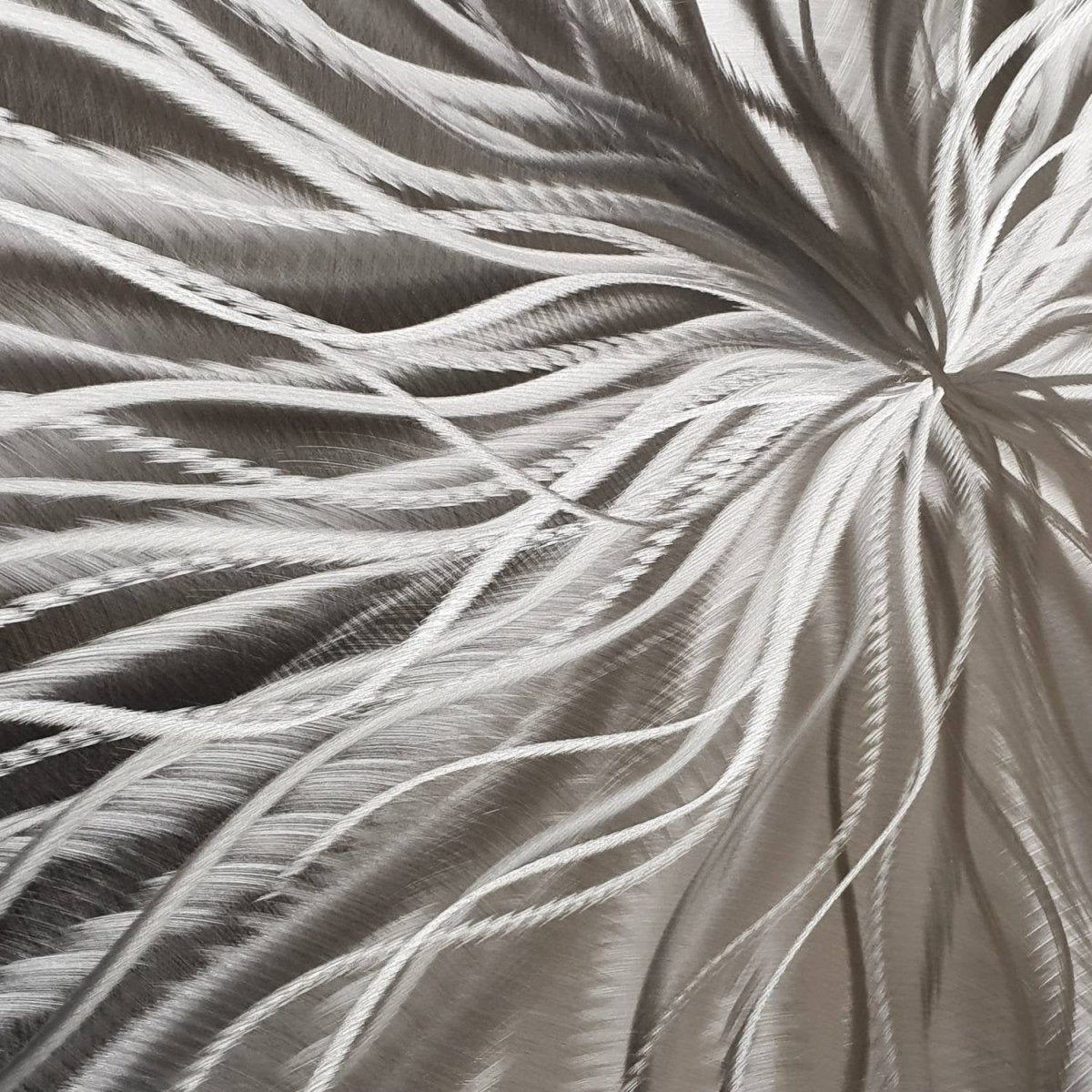 Silver Metal Wall Art – Modern 3D Abstract Sculpture Decor & Wall Hanging - Modern Elements Metal Art - MD686373