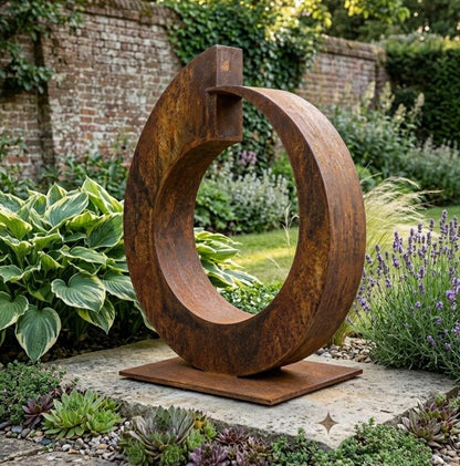 Garden Metal Sculpture Outdoor Decor: Juggernaut