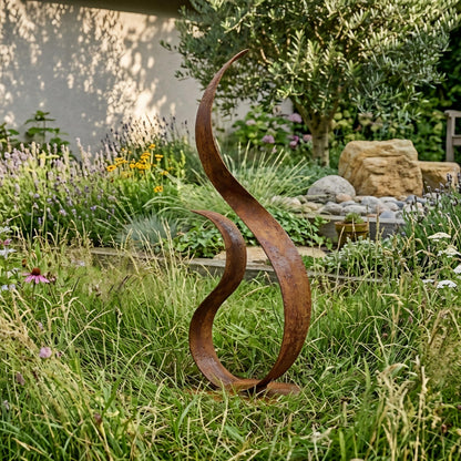 Rustic Sculpture: Manifest