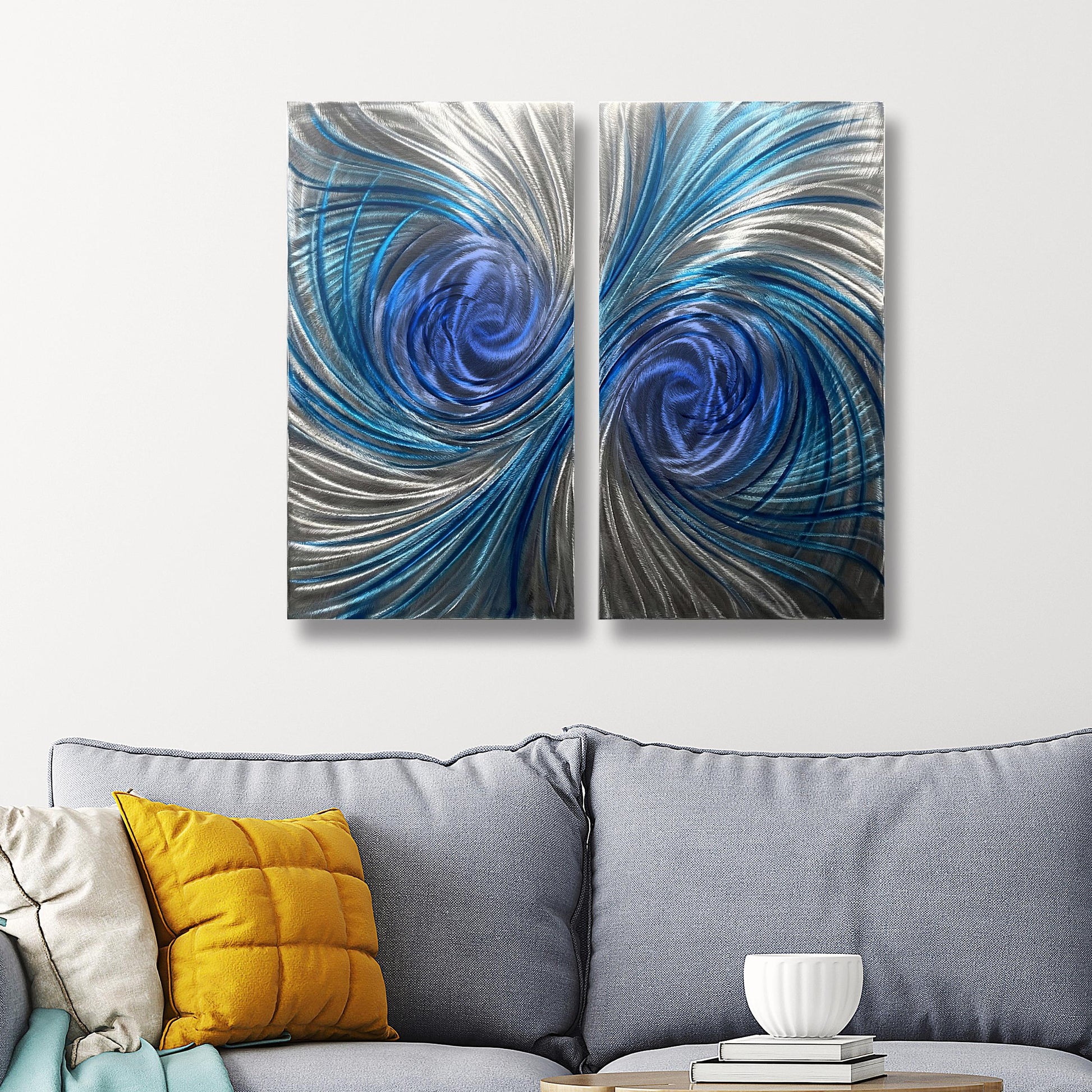 Abstract Metal Wall Art: Handcrafted Modern Wall Sculpture (Set of 2)