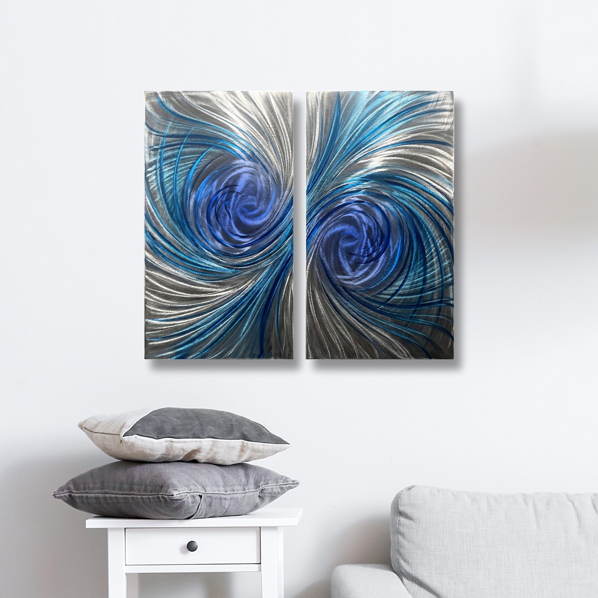 Abstract Metal Wall Art: Handcrafted Modern Wall Sculpture (Set of 2)