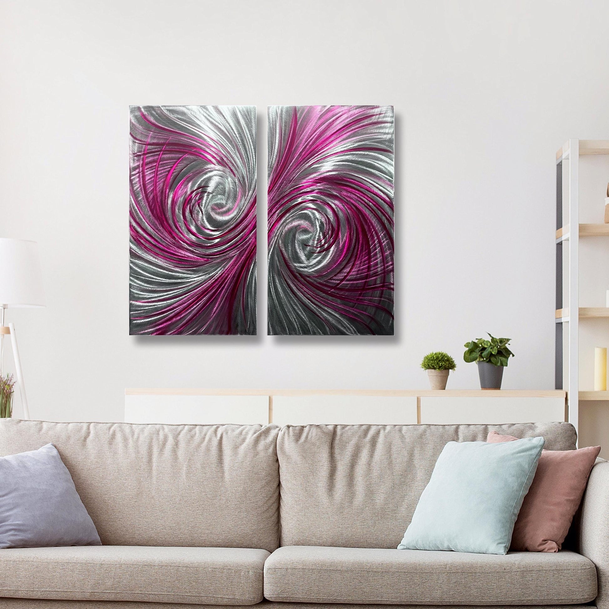 Metal Wall Art Sculpture Handcrafted Modern Decor (Set of 2)