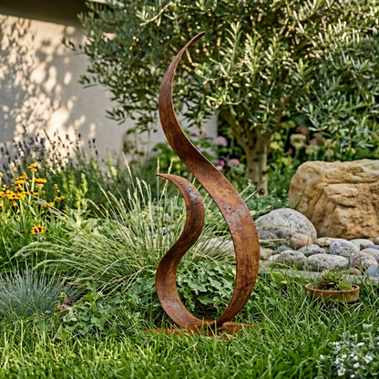 Rustic Sculpture: Manifest