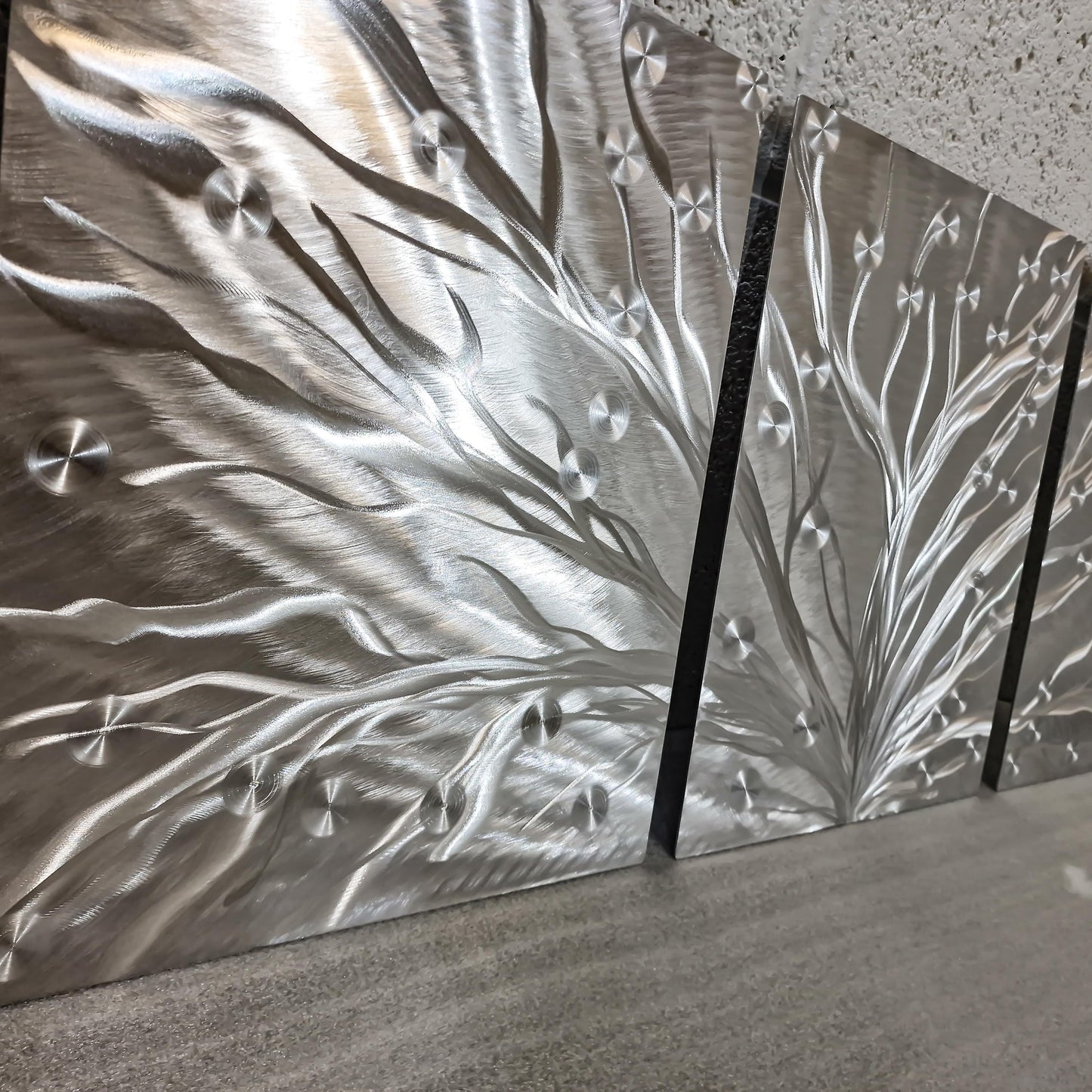 Silver Tree Metal Wall Art Titled Tree of Light - Modern Elements Metal Art - ME96782SX